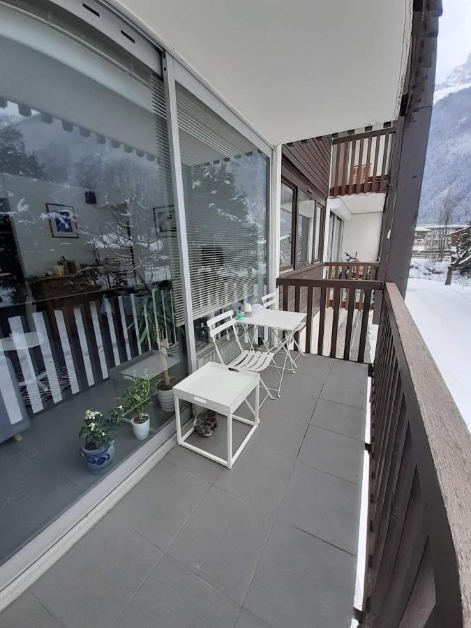 studio quartier calme centre ville vue mont Blanc Chamonix Esterno foto
